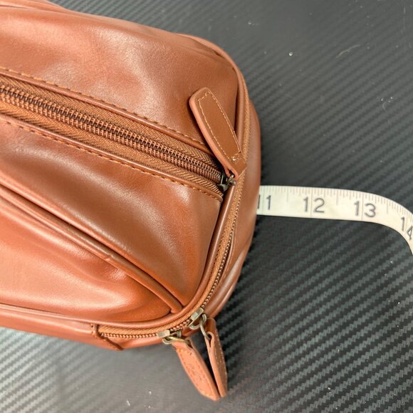 Penguin By Munsingwear Mens Leather Travel Kit Bag W/ Zip Closure & Carry Handle - Picture 12 of 13